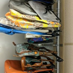 We have purses come get them while supplies last